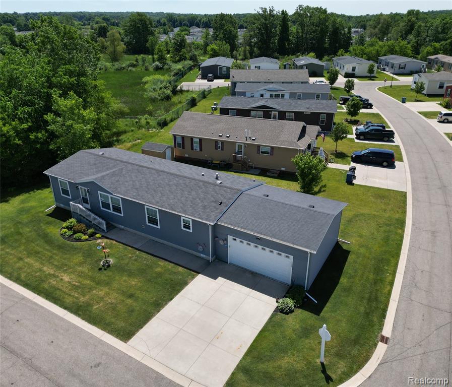 9758 Home Court Property Photo 21