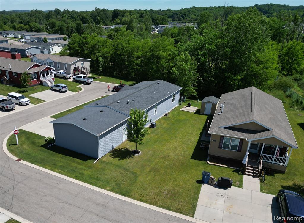 9758 Home Court Property Photo 22
