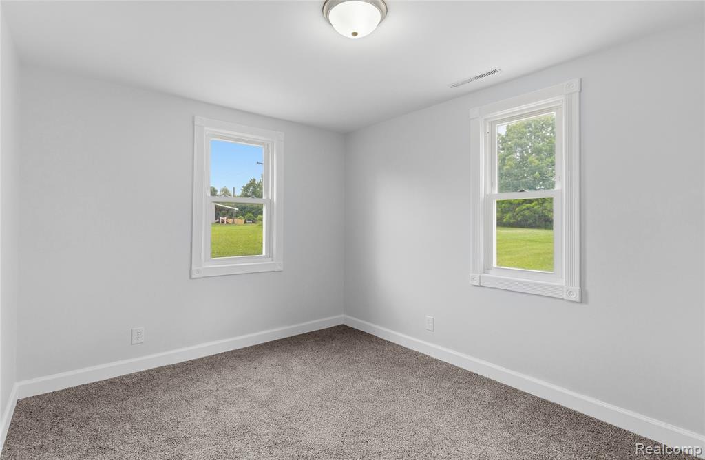 3241 E Frances Road Property Photo 15