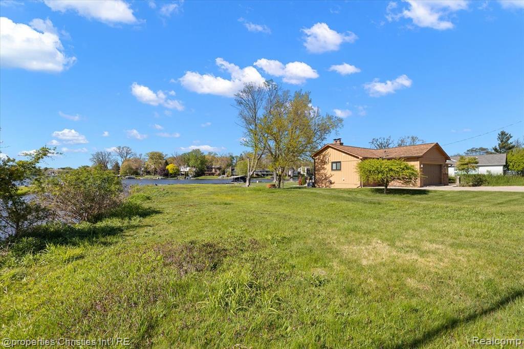 188 Wolverine Drive Property Photo 3