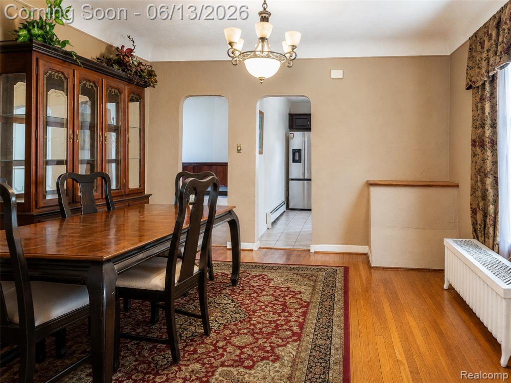 24362 Outer Drive Property Photo 13