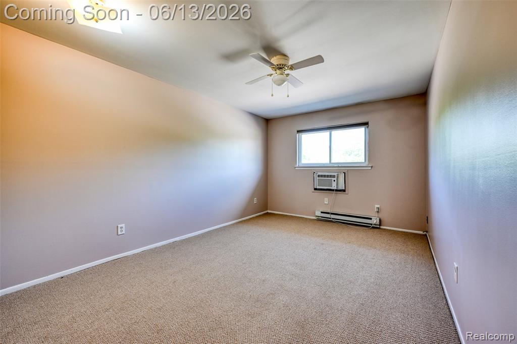 7592 Woodview Street Property Photo 18