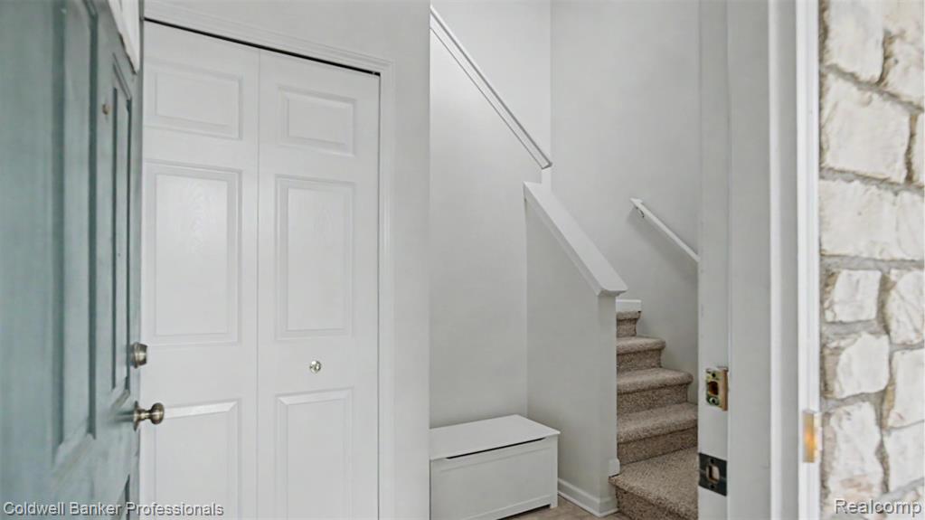 54762 Monarch Drive Property Photo 9