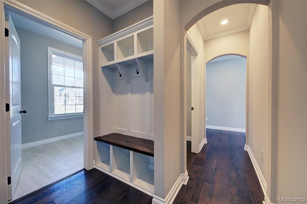 562 Round Rock Drive Property Photo 8
