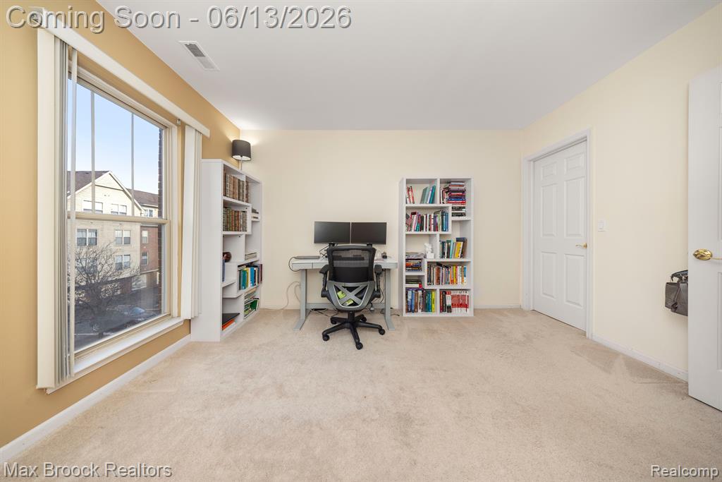 160 Tiffany Lane Property Photo 23