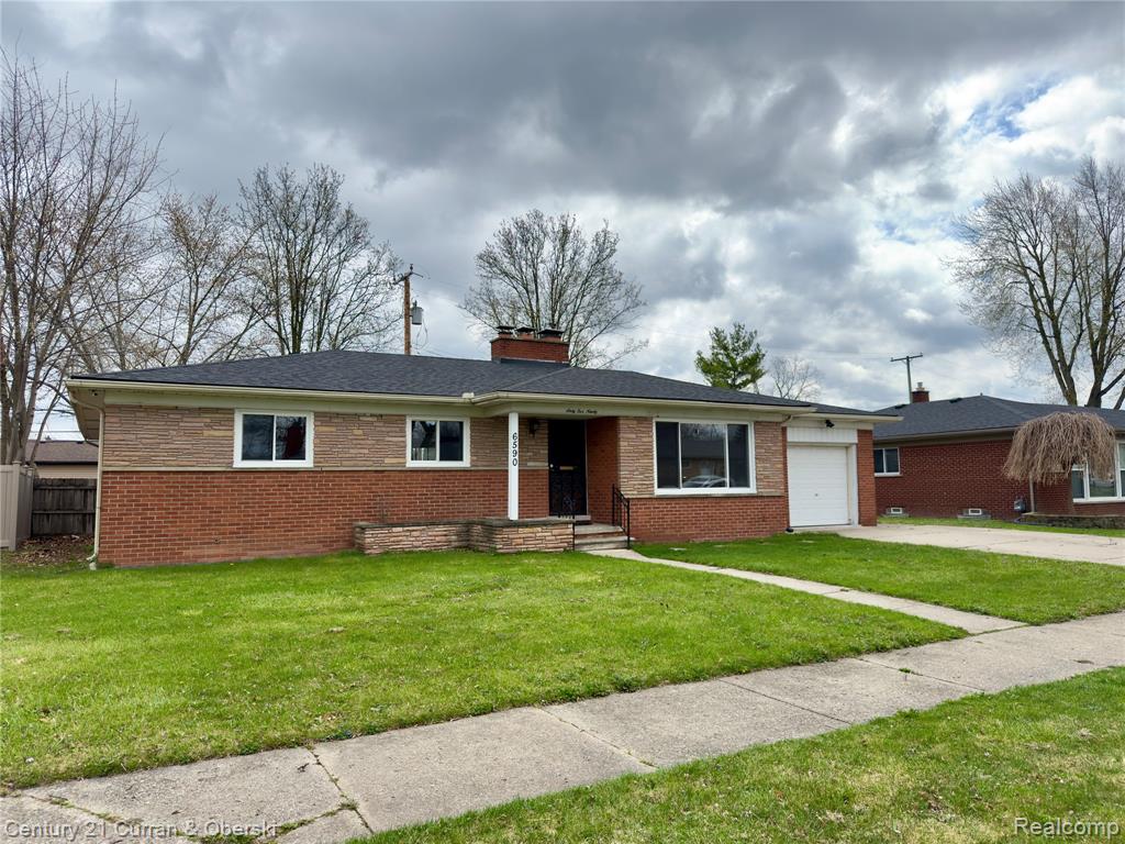 6590 Rockland Street Property Photo 1