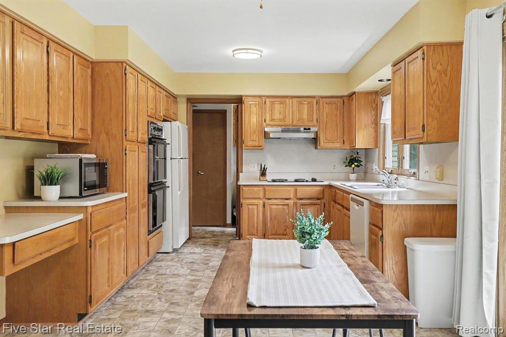 10100 Abrams Fork Property Photo 7