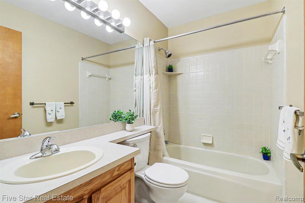 10100 Abrams Fork Property Photo 14