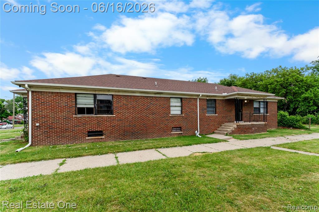 5200 Chalmers Street Property Photo 5