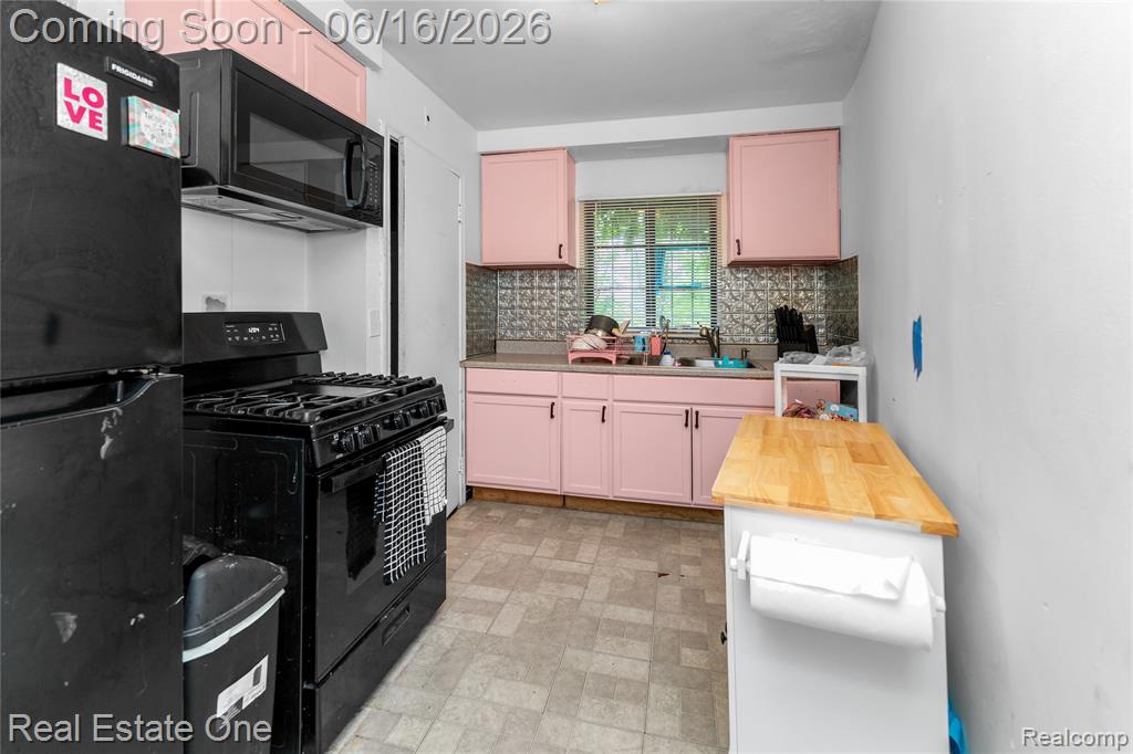 5200 Chalmers Street Property Photo 10
