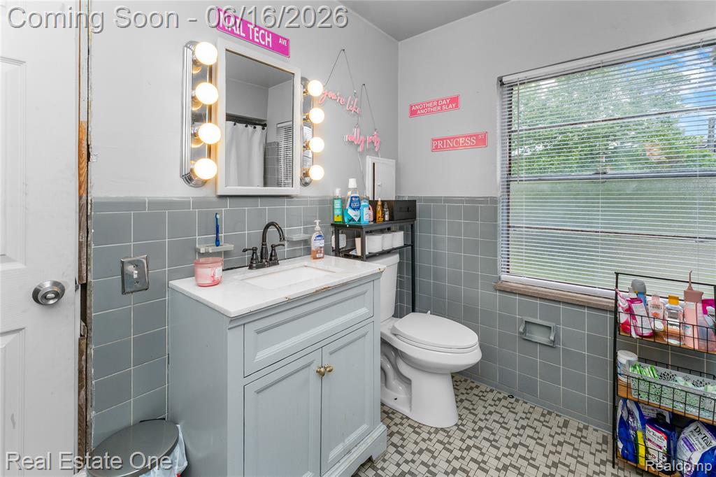5200 Chalmers Street Property Photo 14