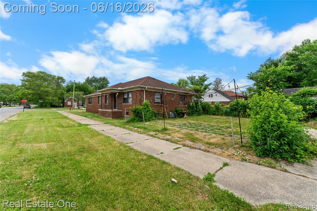 5200 Chalmers Street Property Photo 18