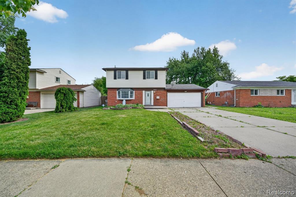 8452 Doncaster Dr Property Photo 3