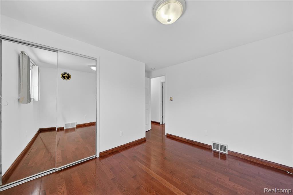8452 Doncaster Dr Property Photo 30