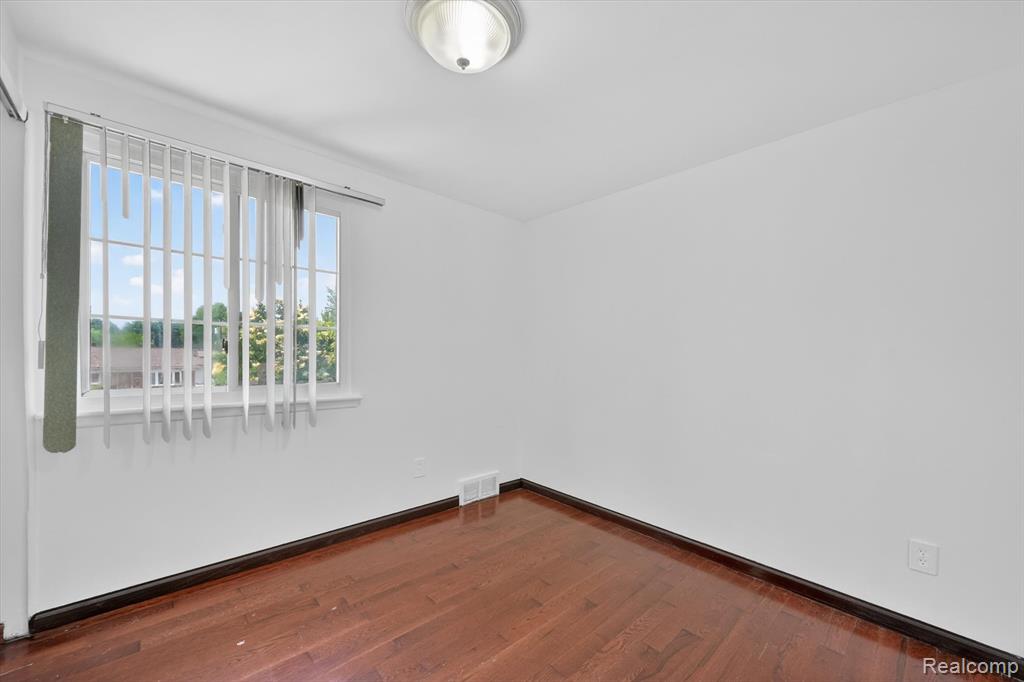 8452 Doncaster Dr Property Photo 34