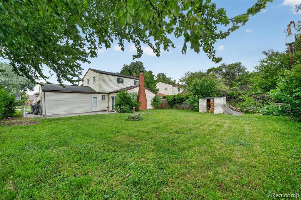 8452 Doncaster Dr Property Photo 43