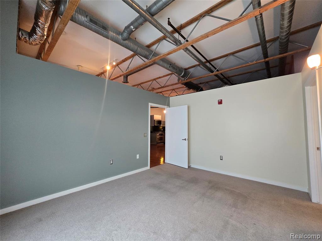 111 N Main Street Property Photo 14