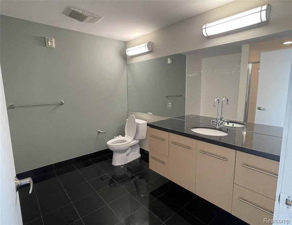 111 N Main Street Property Photo 17