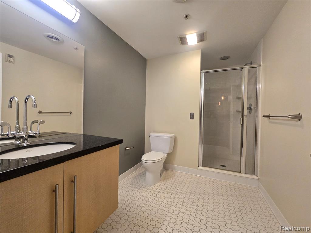 111 N Main Street Property Photo 23