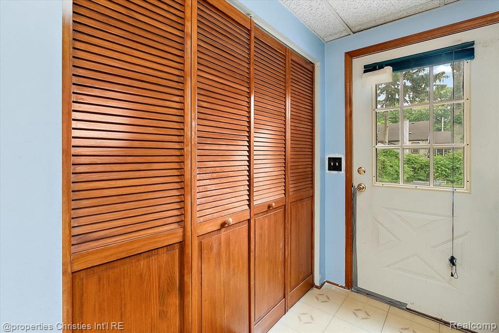 27428 Townley Street Property Photo 24