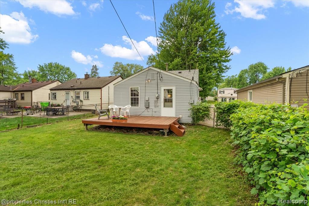 27428 Townley Street Property Photo 30