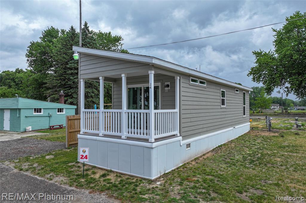 24 Sunset Lane Property Photo 1