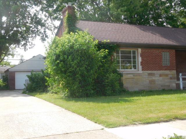 23855 Couzens Avenue Property Photo 3