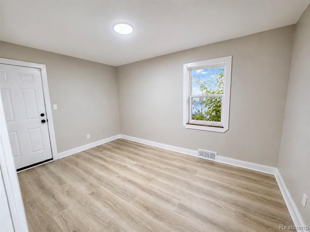 18421 Kentucky Street Property Photo 23