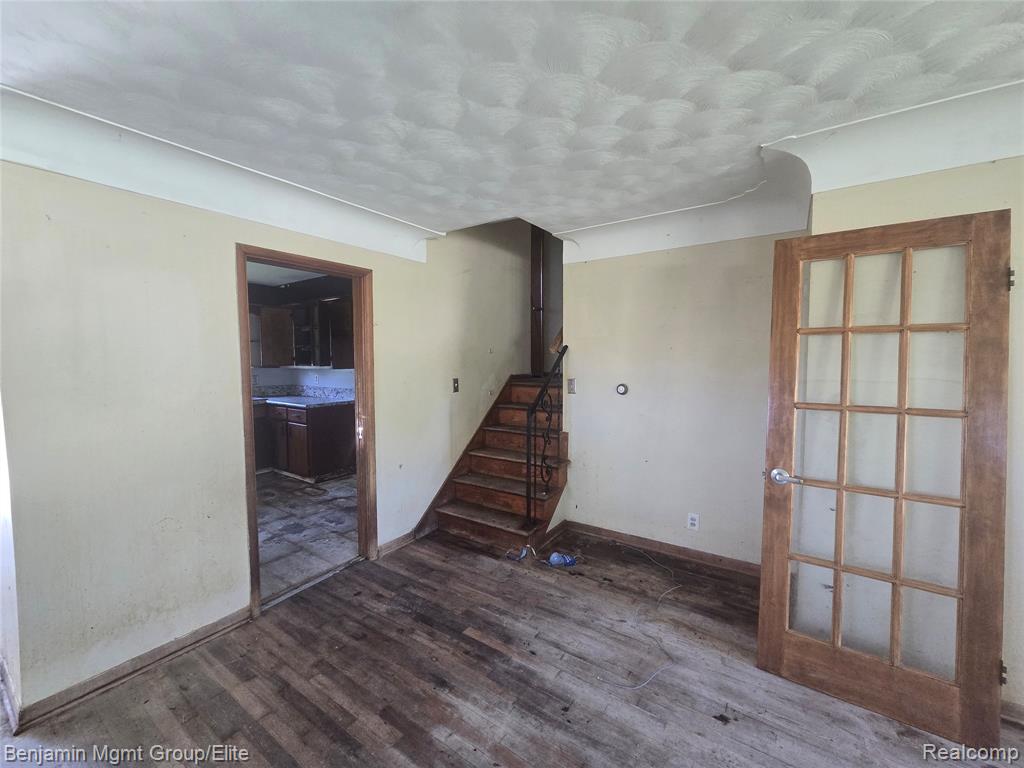 9298 Varodell Drive Property Photo 3