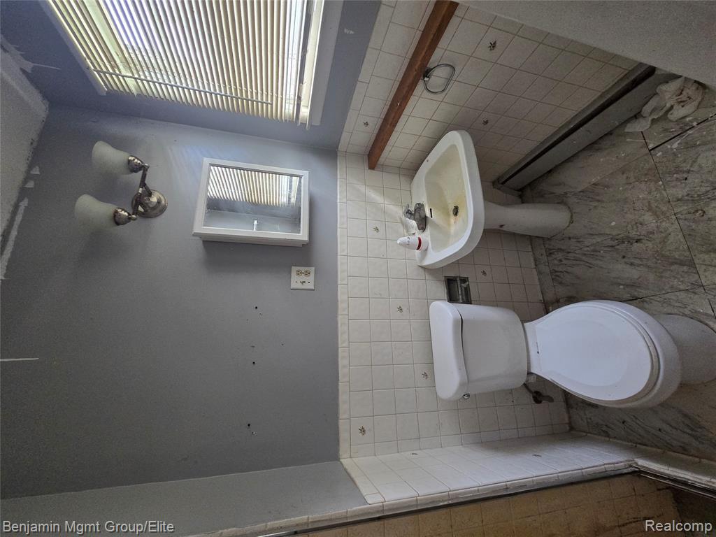 9298 Varodell Drive Property Photo 16