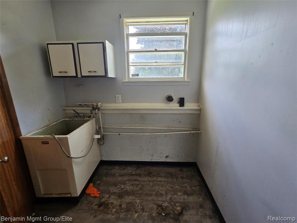 9298 Varodell Drive Property Photo 18