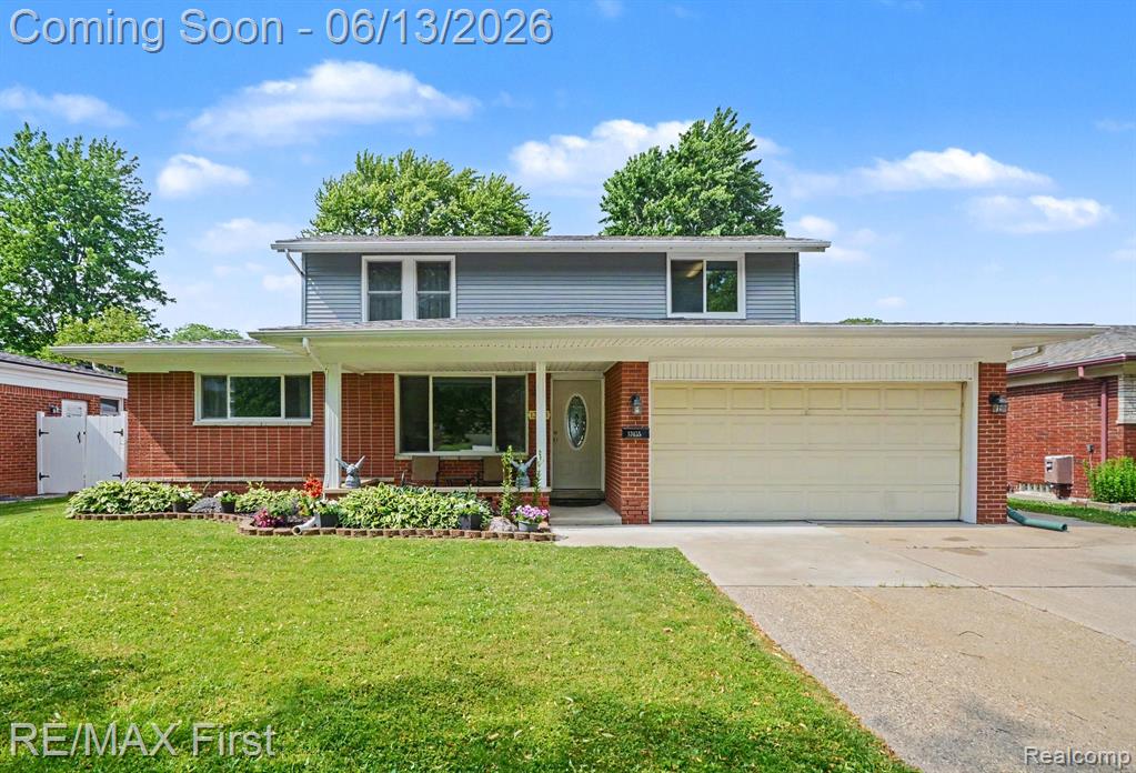13455 Darryl Drive Property Photo 1