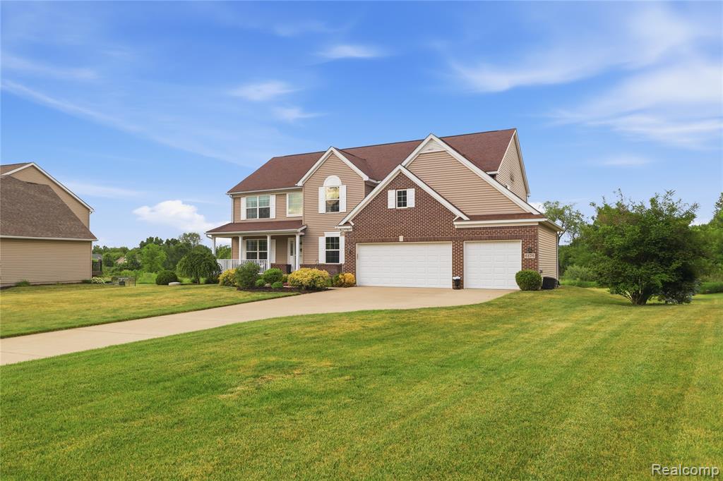 6176 Sterling Trail Property Photo 4