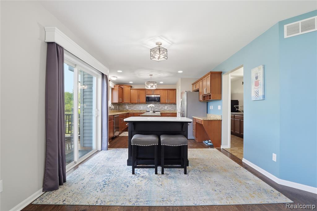 6176 Sterling Trail Property Photo 15