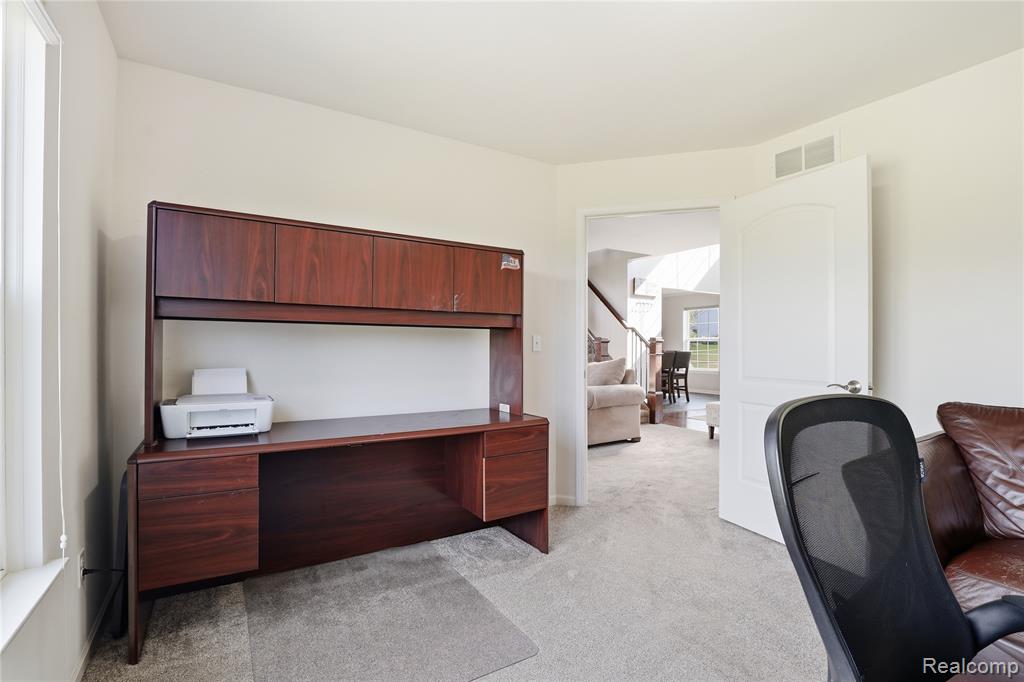 6176 Sterling Trail Property Photo 25