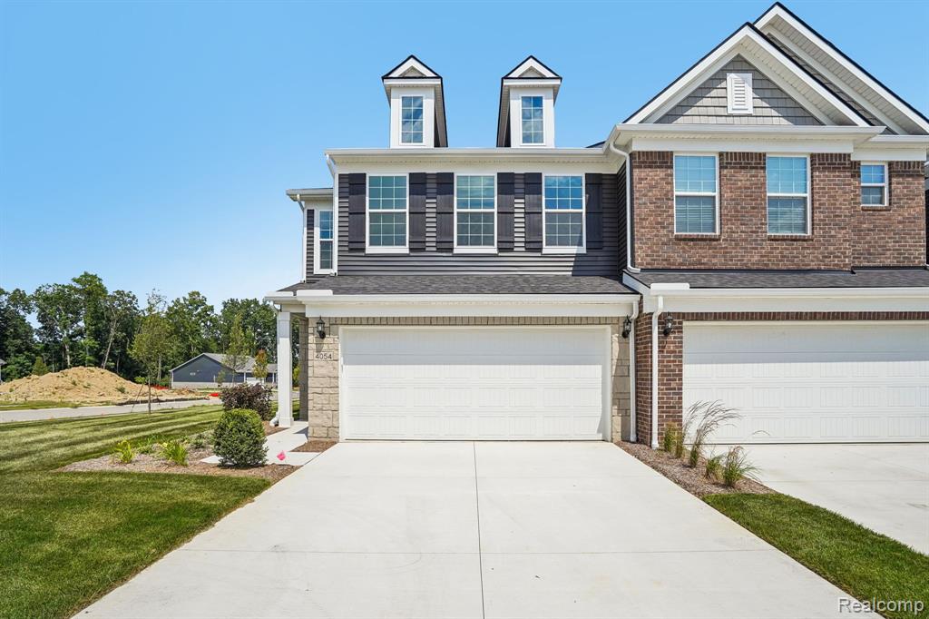 4054 Nottingham Circle Property Photo 1