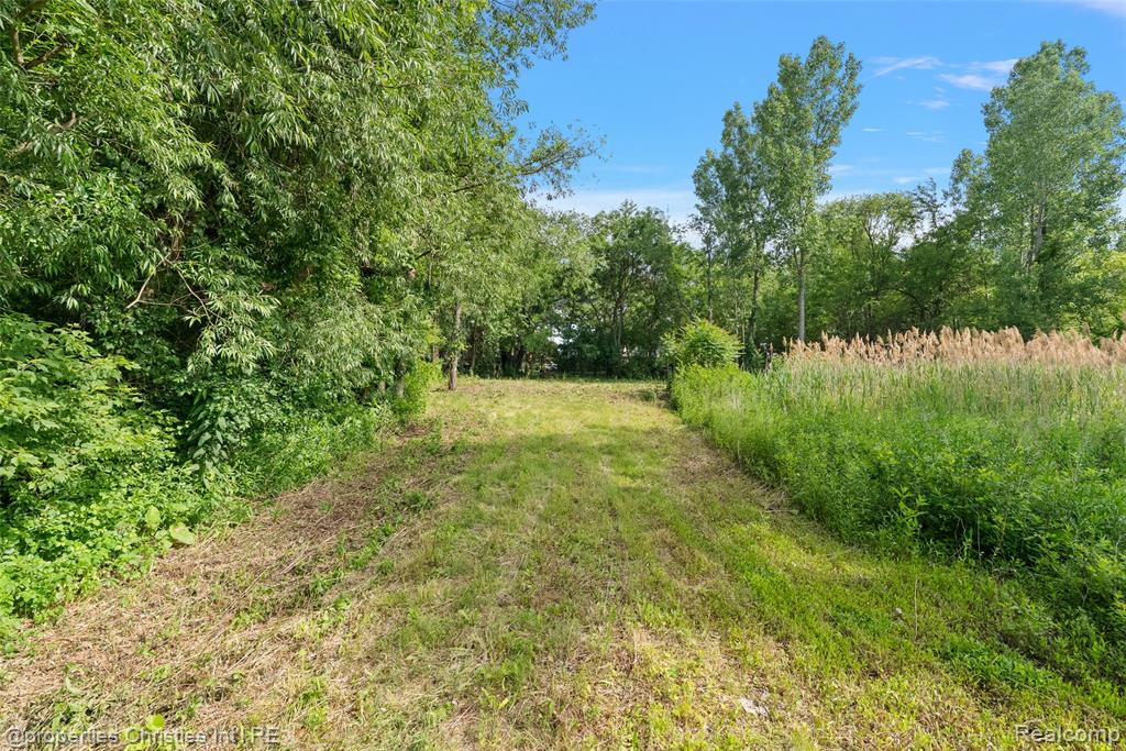 0000 E. Square Lake Road Property Photo 9