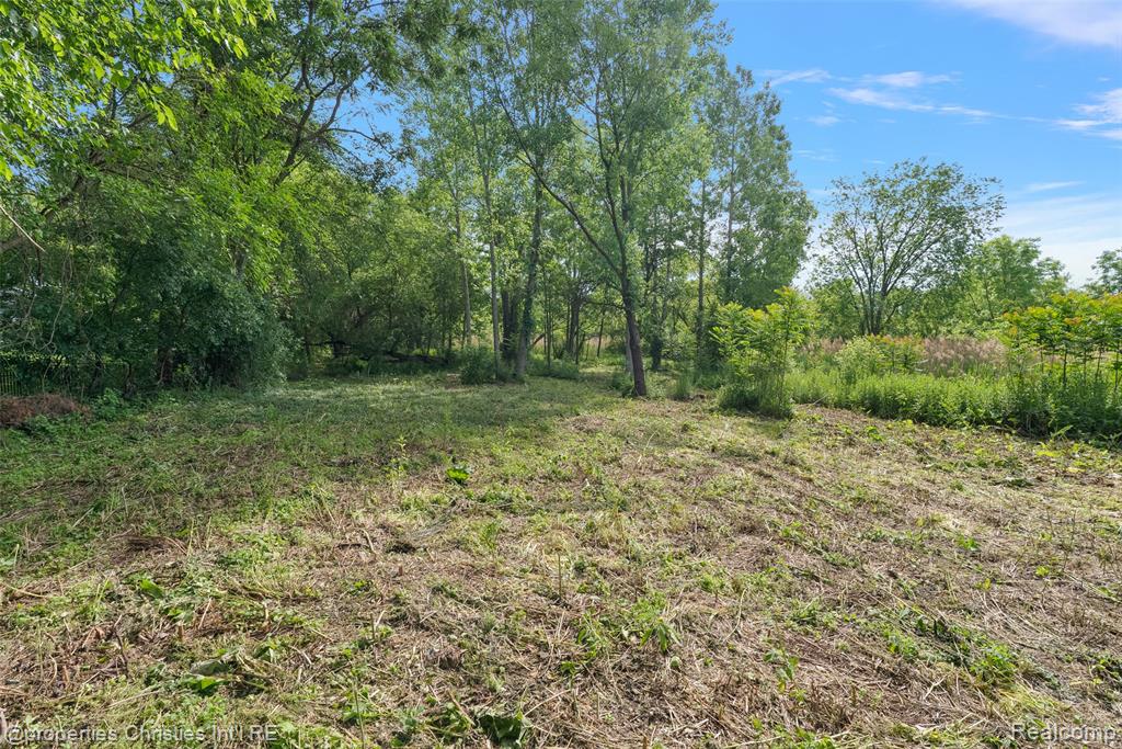 0000 E. Square Lake Road Property Photo 11