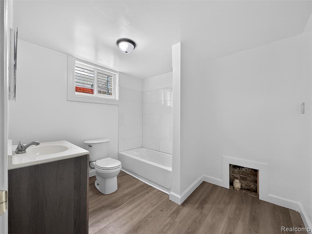 5345 Seebaldt Street Property Photo 26