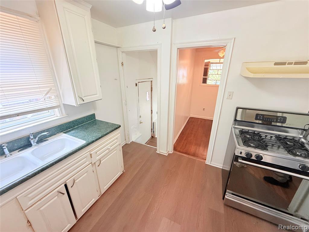 19320 Gable Street Property Photo 5