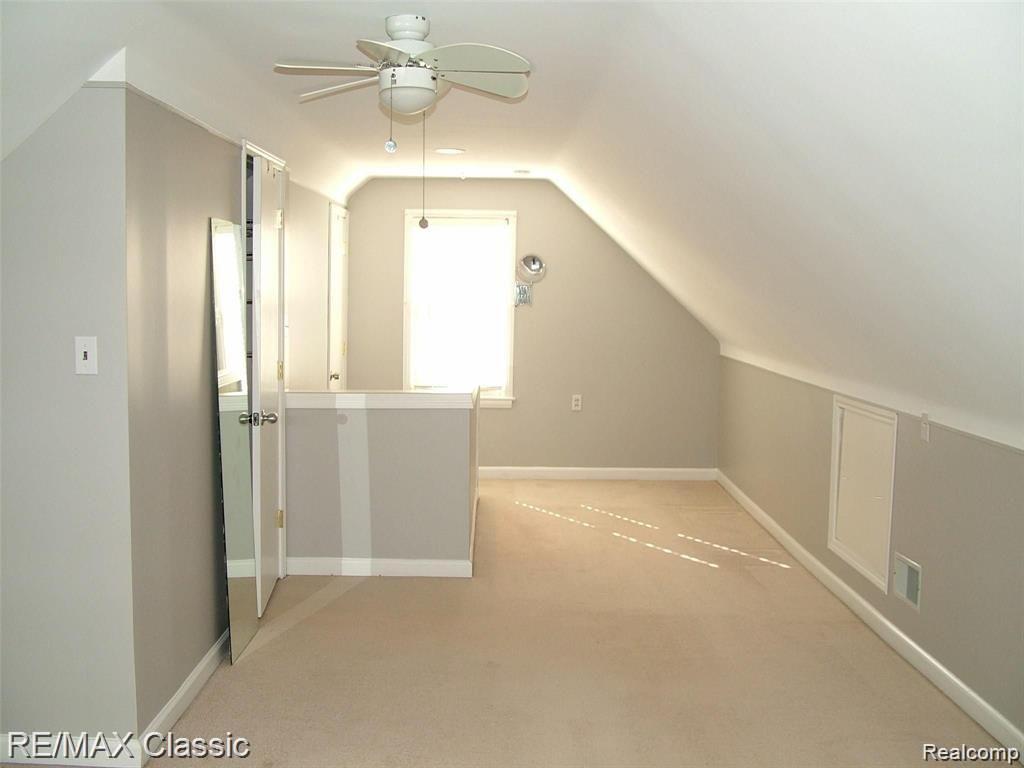 2702 N Main Street Property Photo 15