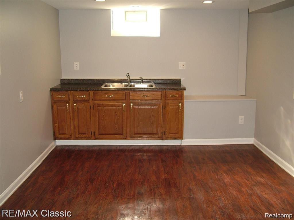 2702 N Main Street Property Photo 18