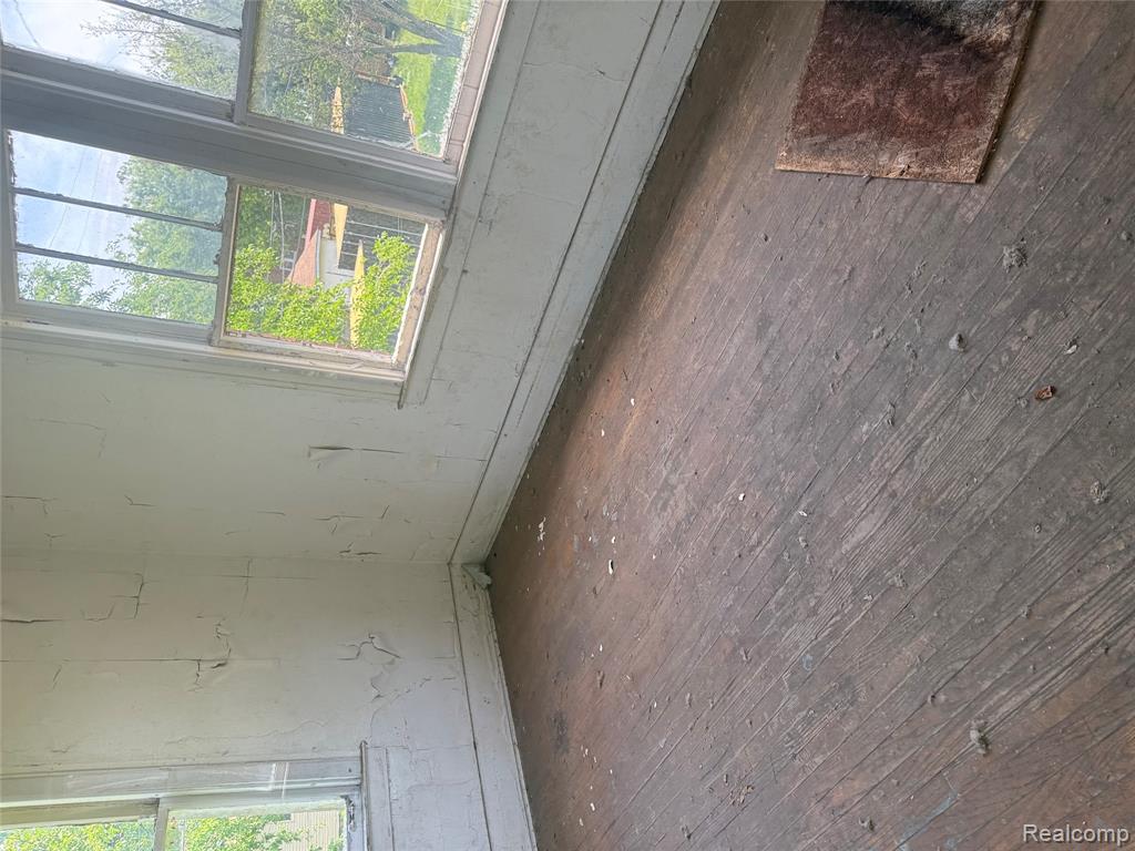 926 Navahoe Street Property Photo 29