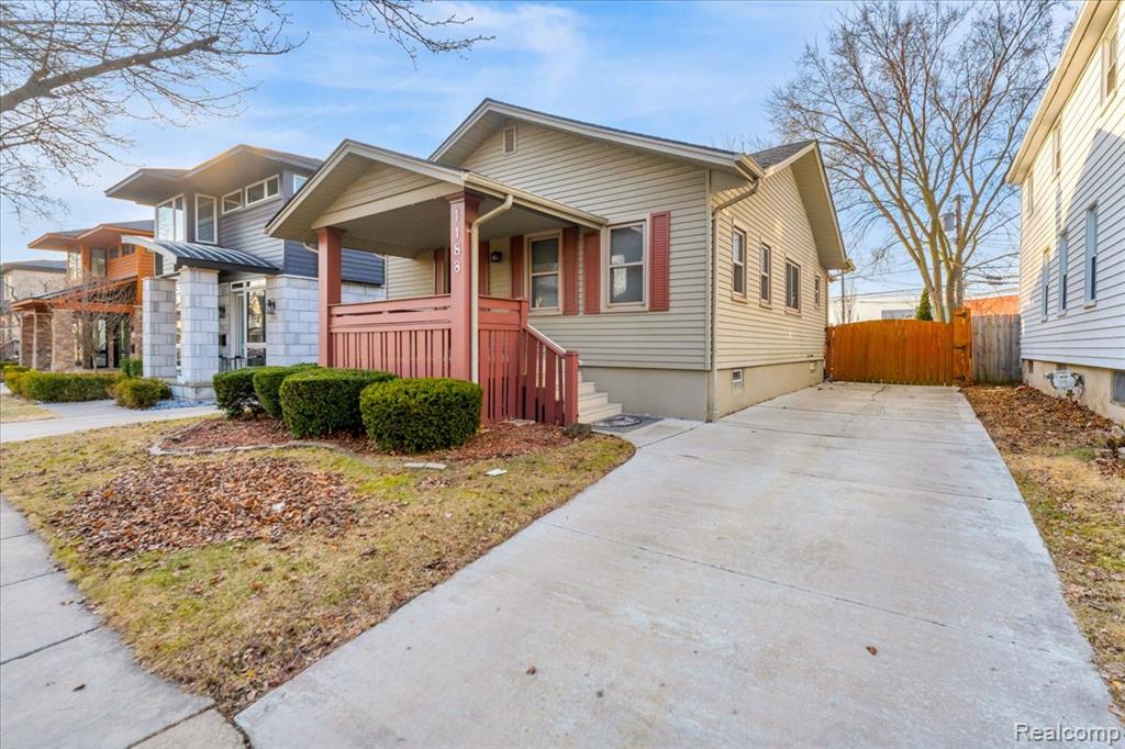 1188 Ruffner Avenue Property Photo 2