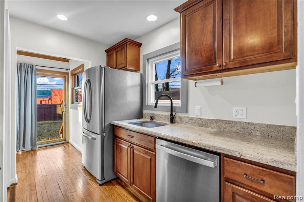 1188 Ruffner Avenue Property Photo 8