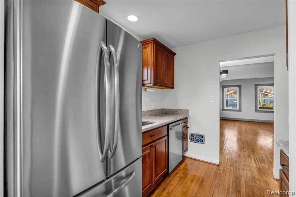1188 Ruffner Avenue Property Photo 10