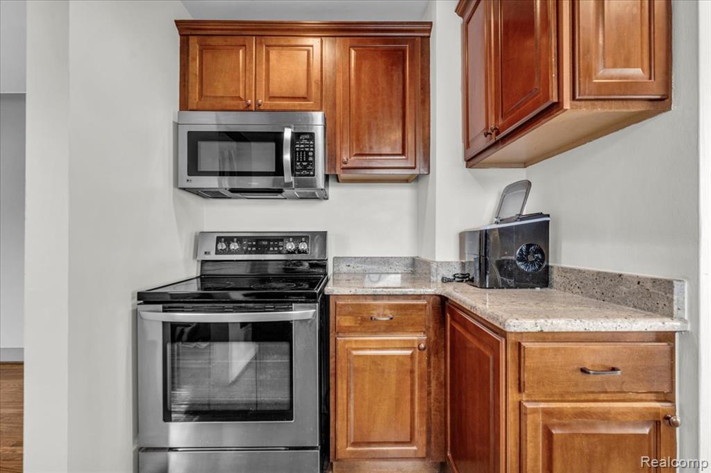 1188 Ruffner Avenue Property Photo 11