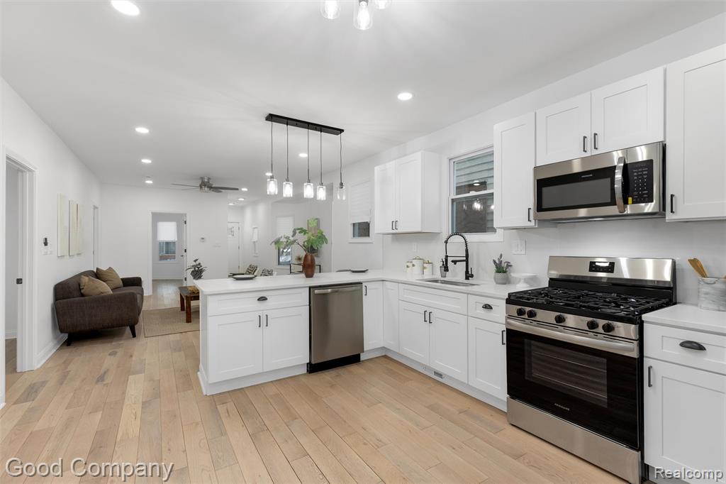 2143 Townsend Street Property Photo 6