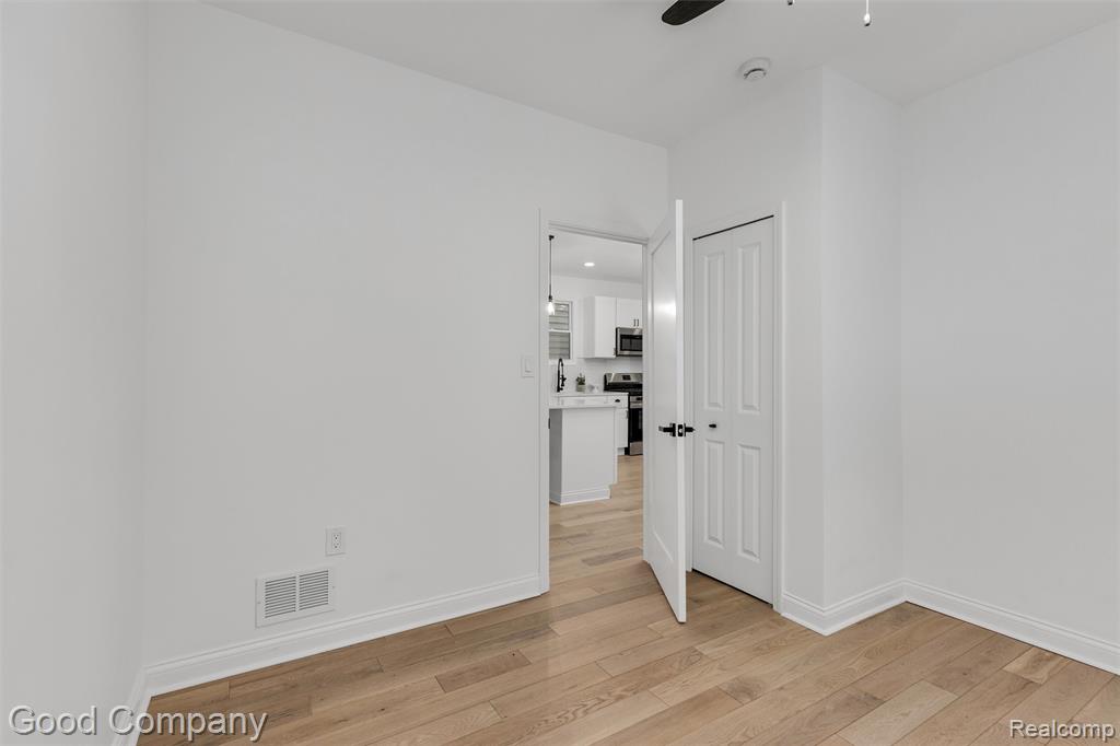 2143 Townsend Street Property Photo 16