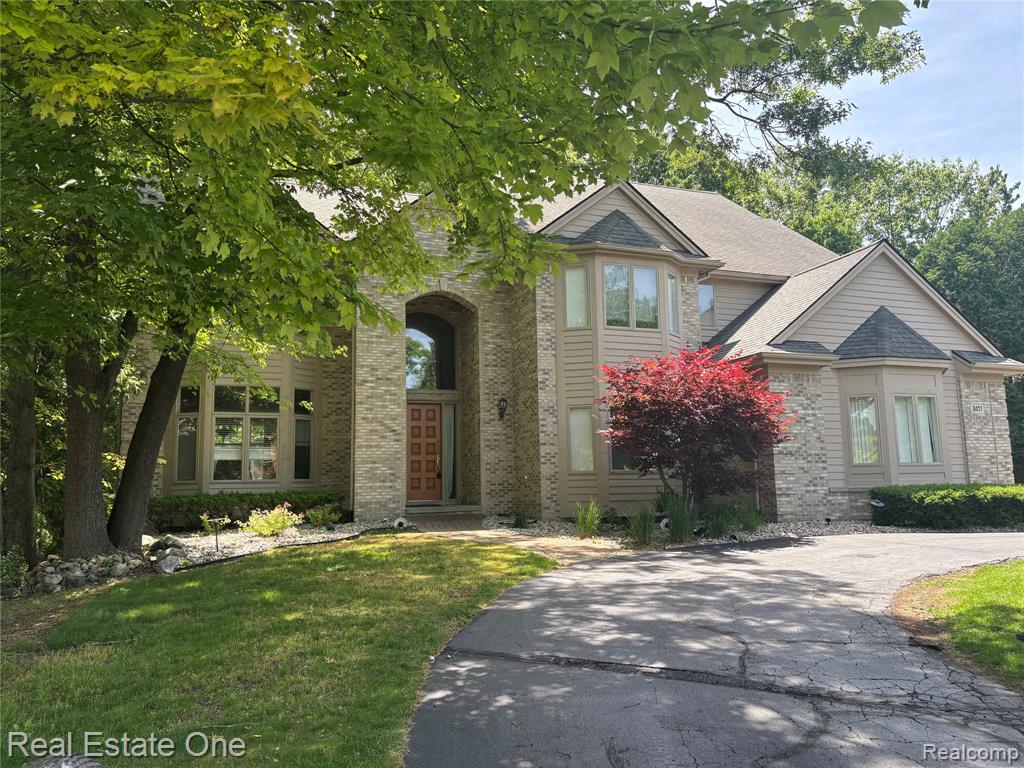 3417 Hidden Oaks Lane Property Photo 1